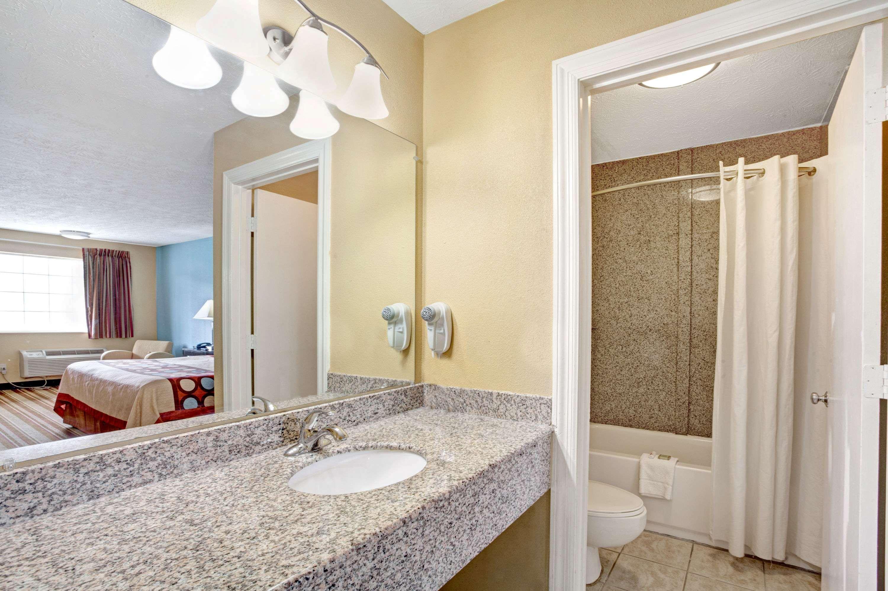 Super 8 By Wyndham Whites Creek/ Nashville Nw Area Esterno foto
